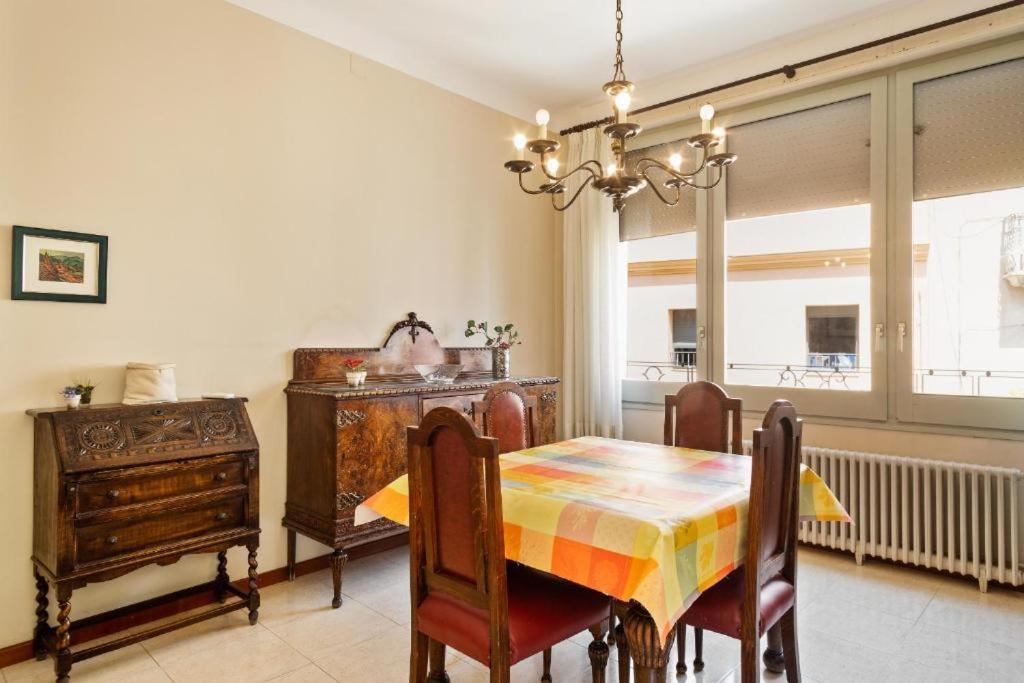 Figueres Old Town Apartment Екстериор снимка