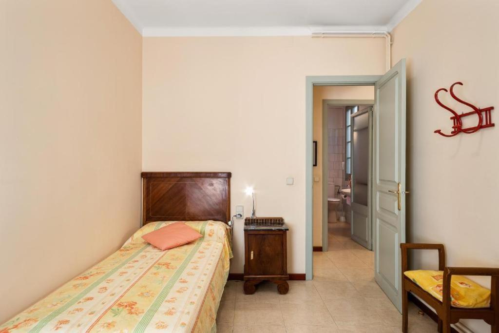 Figueres Old Town Apartment Екстериор снимка