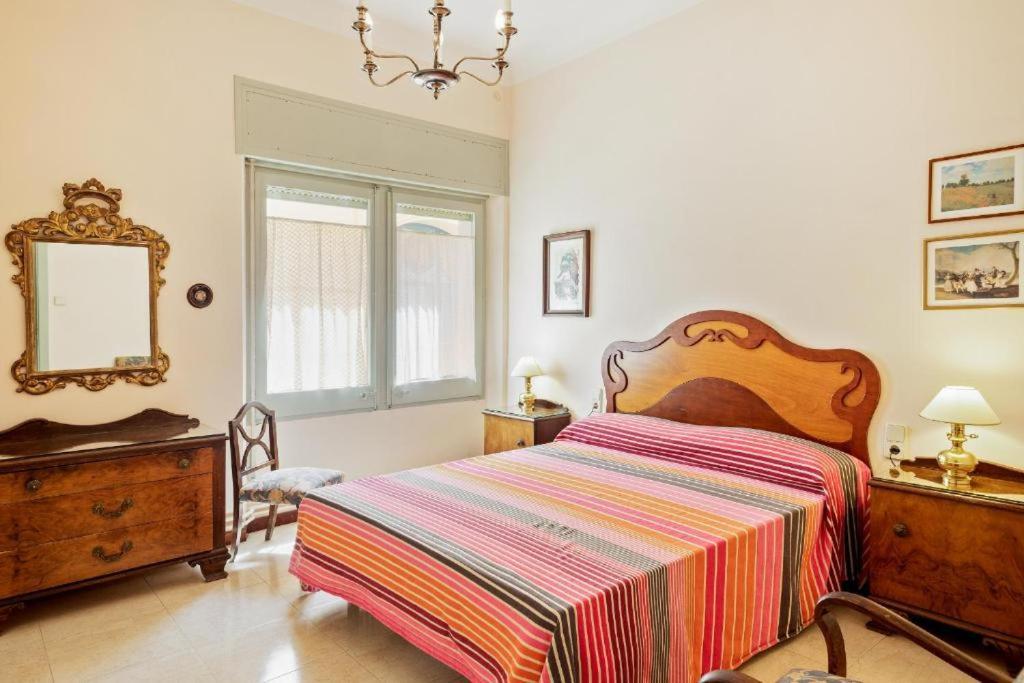 Figueres Old Town Apartment Екстериор снимка