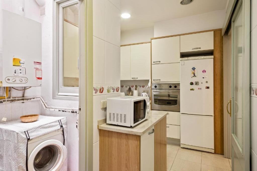 Figueres Old Town Apartment Екстериор снимка